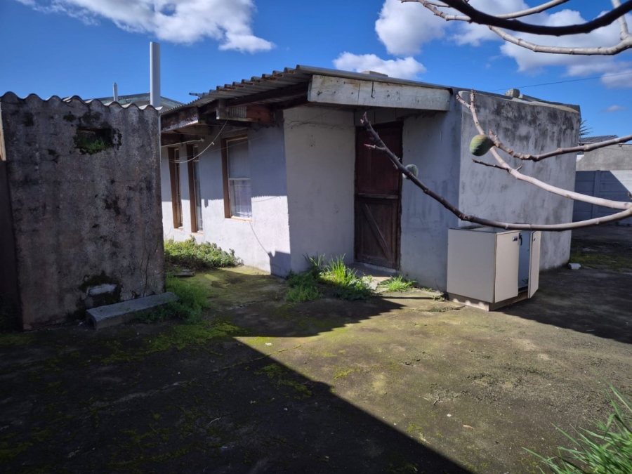 2 Bedroom Property for Sale in Ravensmead Western Cape